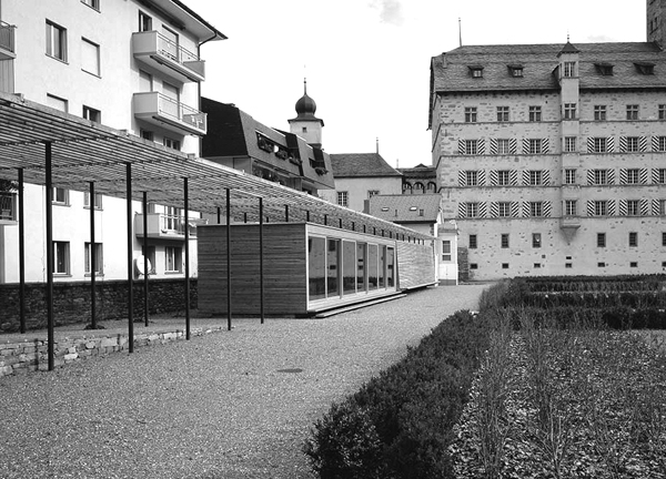 Pavillon im Garten des Stockalperschloasses in Brig